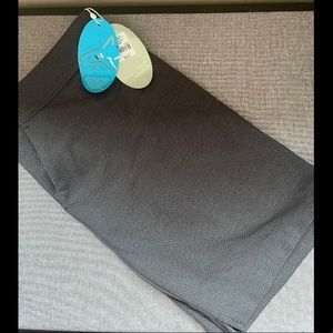 NWT Womens Greg Norman Skort Gray size L